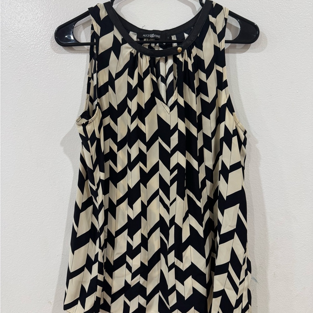 Alice & Trixie Black and Cream Chevron Tank Top